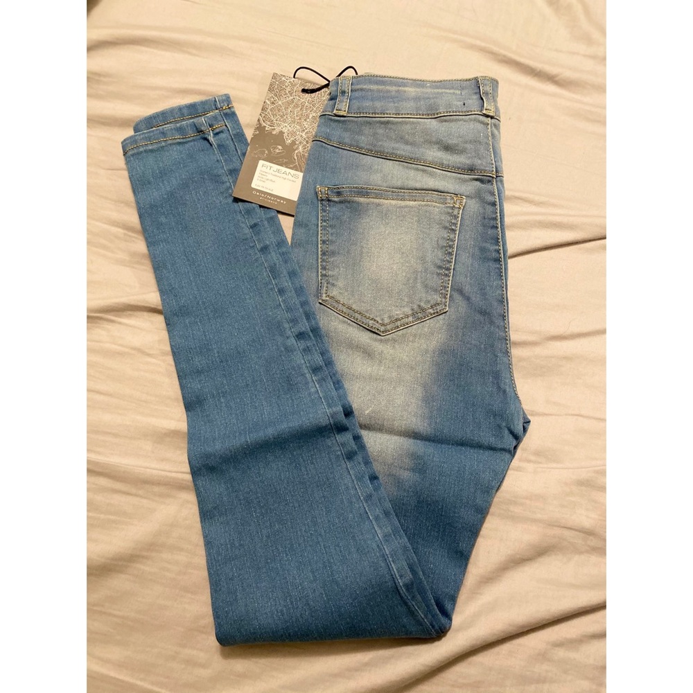 New! High waisted contour style FitJeans